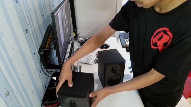 Edifier MR4 Studio Monitor | Unboxing смотреть онлайн