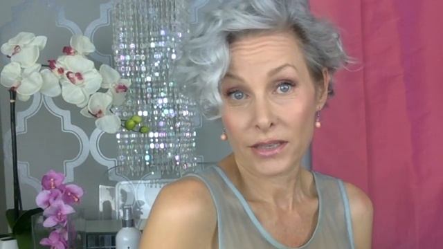 My Favorite Products For July! смотреть онлайн