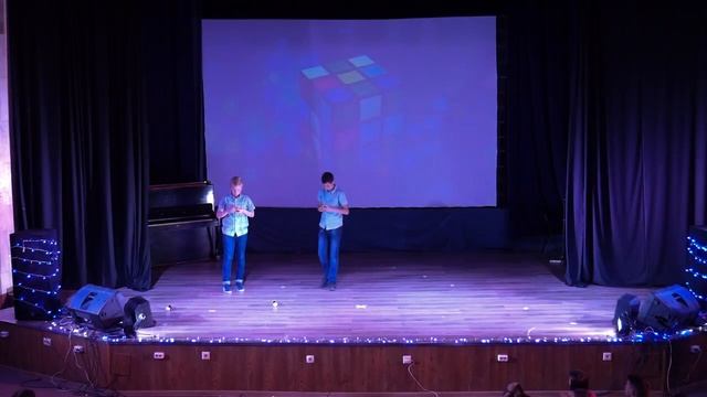 ЛЕТО, 2017 :: ВТОРАЯ СМЕНА / Шоу талантов «Звёздный час» - Вецлер Генрих, Мацкепладзе Алексей смотреть онлайн