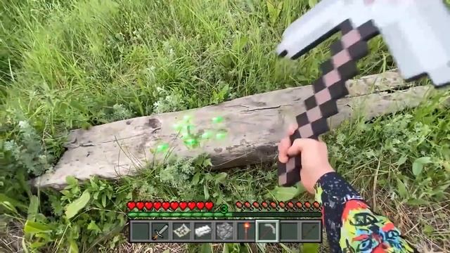 Minecraft In Real Life POV ~ Zombie Apocalypse In Realistic Minecraft Animation