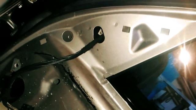 Mercedes W-211,как снять боковое зеркало! смотреть онлайн