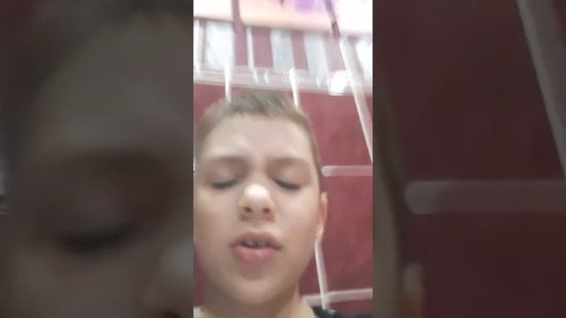 Когда съел гороховый суп перед школой