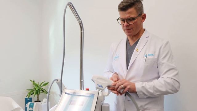 The Latest in Laser Skincare Technology | MOXI & BBL HERO смотреть онлайн