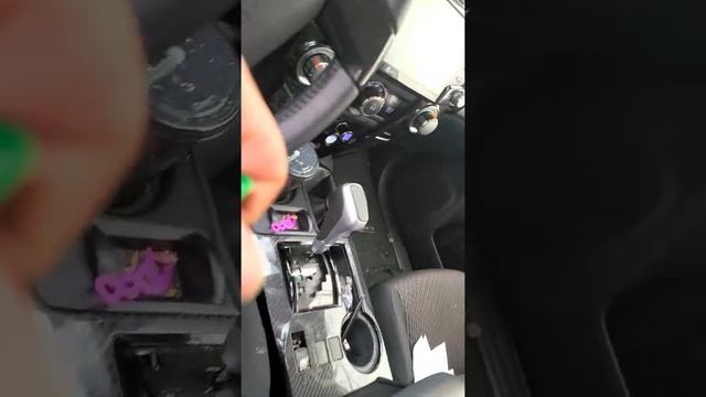 check out the new Toyota and Lexus smart key from IQkeysupply.com. (its a 0010 board with shell) смотреть онлайн