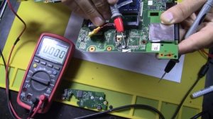 Lenovo THINKPAD L560 LA-C421P  Lenovo чудит. How to disassemble keyboard. Not working.