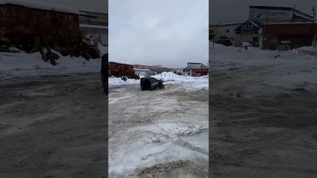 Трехколесный автомобиль, КАК ОНО ЕДЕТ?! смотреть онлайн