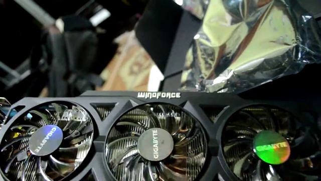 Gigabyte R9 280x OC - Unboxing смотреть онлайн