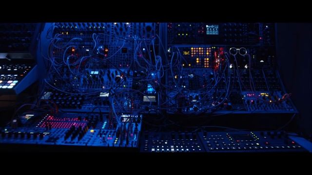 - Folding Space - Generative Modular Ambient _ 4 Hour Relaxation смотреть онлайн