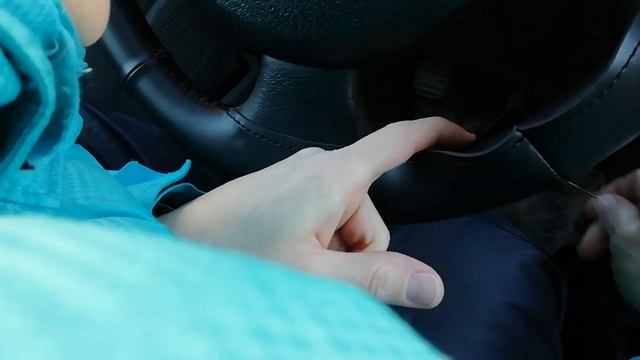 ПЕРВАЯ ОПЛЕТКА НА РУЛЬ своими руками! смотреть онлайн