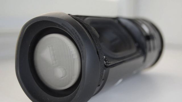 Колонка JBL FLIP 5 LFM 60% Bass Test РЕАКЦИЯ НА ПЕСНИ МОНИКА, МИРА ДВОРАМ, КОНВОЙ (XTM REMIX)..... смотреть онлайн