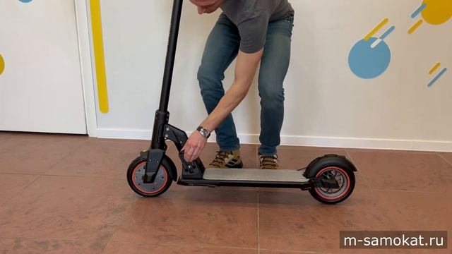 Kugoo M2 Pro - электросамокат для тех, кто следит за модой