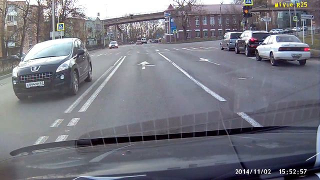 Проезд перекрестка по-своему. смотреть онлайн