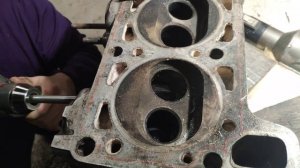 Лютая расточка ГБЦ Нива 21213 + 20 сил, убираем приливы на выпуске ч.1