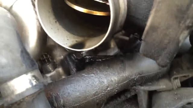 Снятый патрубок от интереулера