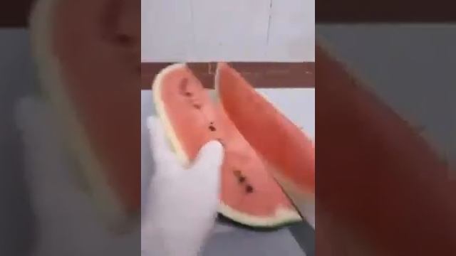 20 способов разделки АРБУЗОВ, а как вы разделываете АРБУЗИКИ??? смотреть онлайн