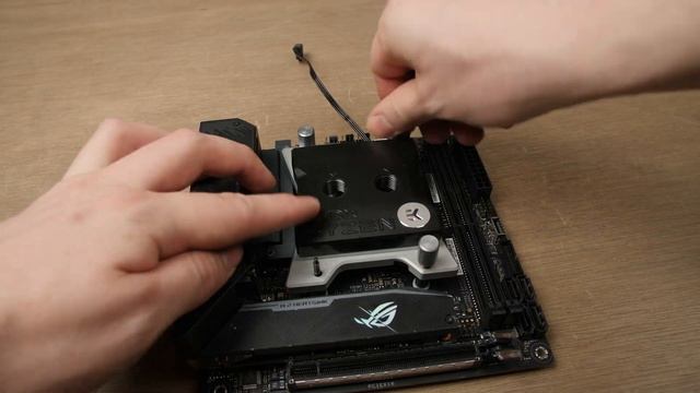 SSUPD Meshlicious modded! Dual 360mm radiators, 5900X, RTX3070Ti - Time Lapse смотреть онлайн
