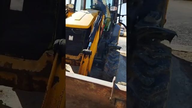 Экскаватор-погрузчик JCB 3CX SM 4T экспресс-обзор от Виталия Белоглазова смотреть онлайн