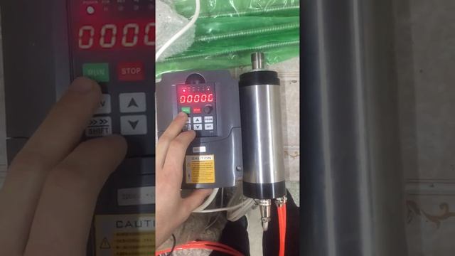 сбой в работе шпинделя 2.2 кВт(перегрузка по току),видео подтверждение для AliExpress