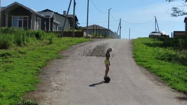 Первый выход на природу. Гимнастика.