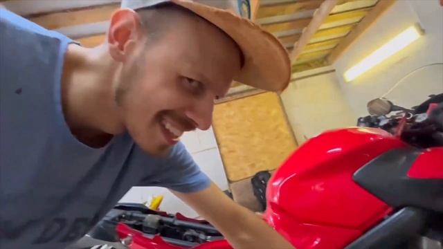 Миша променял Kawasaki на Honda. Мастер-класс по обслуживанию мотоцикла. | #мотоблок смотреть онлайн