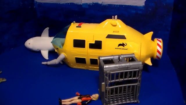 Animal Planet DEEP SEA SHARK RESCUE SUBMARINE PLAYSET REVIEW! смотреть онлайн