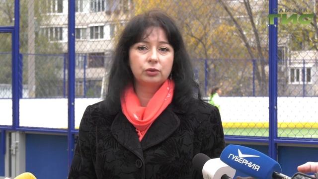Новая универсальная спортплощадка открылась в Самаре на Барбошиной поляне смотреть онлайн