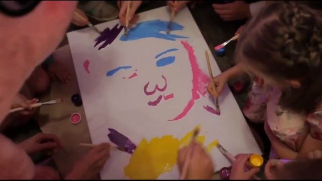 Портрет именинника на детский праздник Flip Flop смотреть онлайн