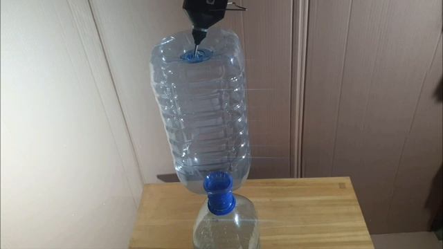 Fontana / The Fountain Works Without Electricity смотреть онлайн