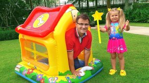 Диана и новый Домик для детей / Diana pretend play with Playhouse for kids