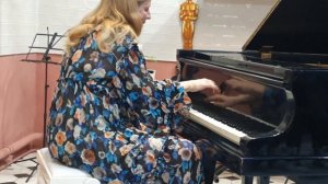 Валентина Лисица исполняет Лунную сонату Бетховена (три части) на древнем рояле. 08.02.2024