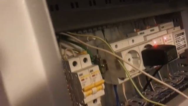 ЛЁГКИЙ СПОСОБ ЗАРАБОТАТЬ МНОГО ДЕНЕГ ОДНОЙ РУКОЙ. ДЕРЕВЕНЩИНА НА ШАБАШКЕ ПОКА ЖЕНЫ НЕТ ДОМА. смотреть онлайн