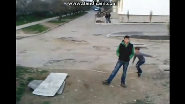 у монго друга на канале