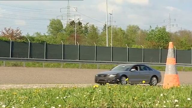 Audi A8 на заводе в Неккарзульме смотреть онлайн