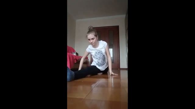 ЦДТ "Ново-Переделкино". Хореографическая студия "Радость". Отрабатываем элементы смотреть онлайн
