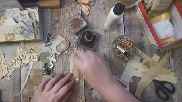 Cluster Page Tabs - Making Embellishments / Page Decoration - Building Up your Stash смотреть онлайн