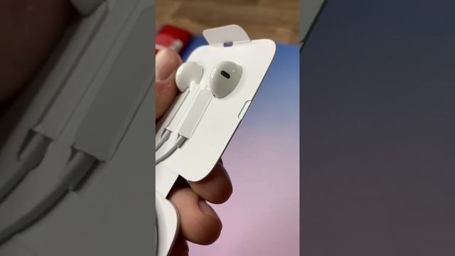 Наушники Apple EarPods lightning смотреть онлайн