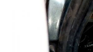 приора.дует холодный воздух в левую ногу