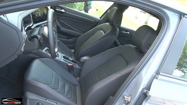 VOLKSWAGEN JETTA GLI 2020 | QUICK TAKES смотреть онлайн