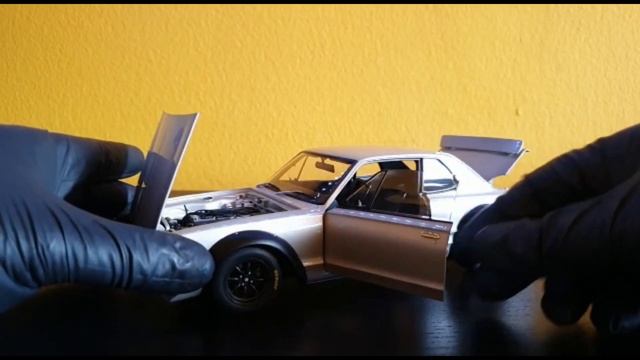 1:18 Nissan Skyline GT-R Racing 1972 [Unboxing] смотреть онлайн