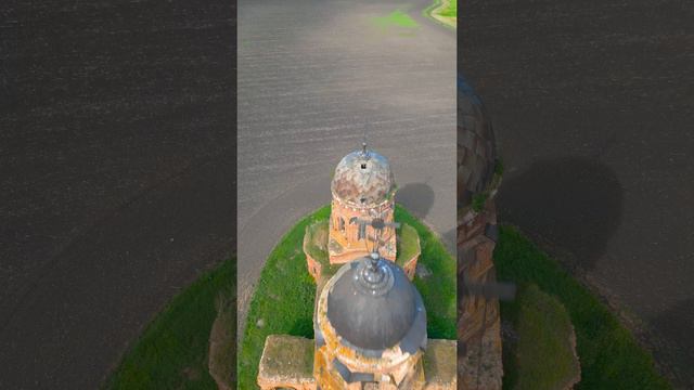 Воображение рисует большое исчезнувшее село рядом