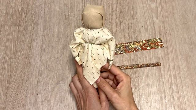 No te creerás como se hace esta muñeca!!! no tienes que coser. Tutorial 177 смотреть онлайн