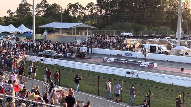 Daddy Dave vs Ryan Martin Round 3 Invitational WIN LIGHT MALFUNCTION Street Outlaws NPK S5 PBIR смотреть онлайн