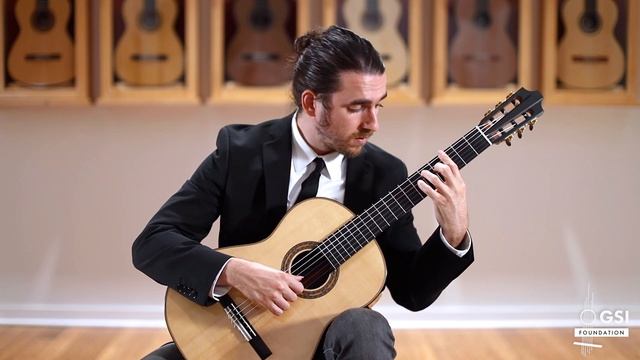 Agustín Barrios Mangoré's "Julia Florida" performed by Taso Comanescu on a 2019 Richard Reynoso смотреть онлайн