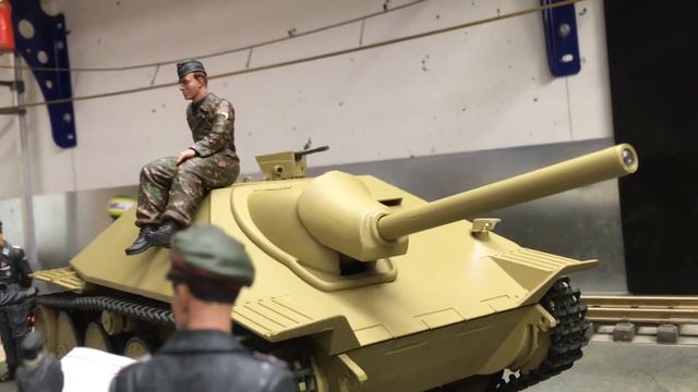 TWM-Box Hetzer (Jagdpanzer 38t) 1/16 смотреть онлайн