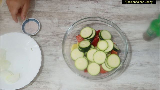 Prepara el solomillo de cerdo al horno con verduras -Te encantará | RECETA SUPER FÁCIL смотреть онлайн