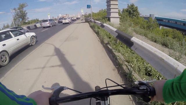 Прогулка в хороший день через реку Обь смотреть онлайн