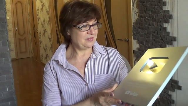 Серебряная кнопка YouTube