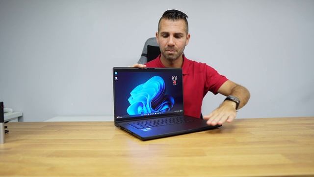 NVIDIA RTX 4090 on a SLIM Laptop | Asus ROG Zephyrus M16 2023 смотреть онлайн