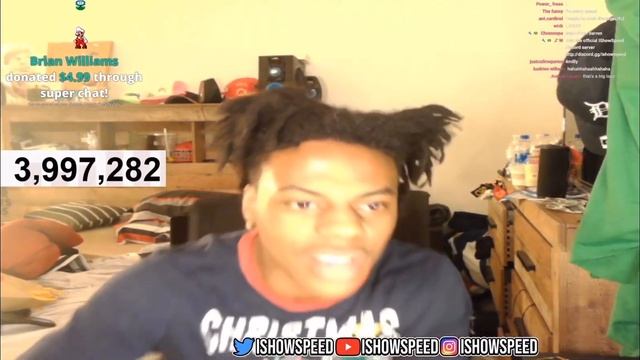 IShowSpeed breaks his monitor with a water bottle while hitting 4 million subs смотреть онлайн