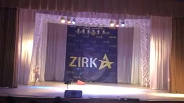 Танец соло Пепи длинный чулок смотреть онлайн